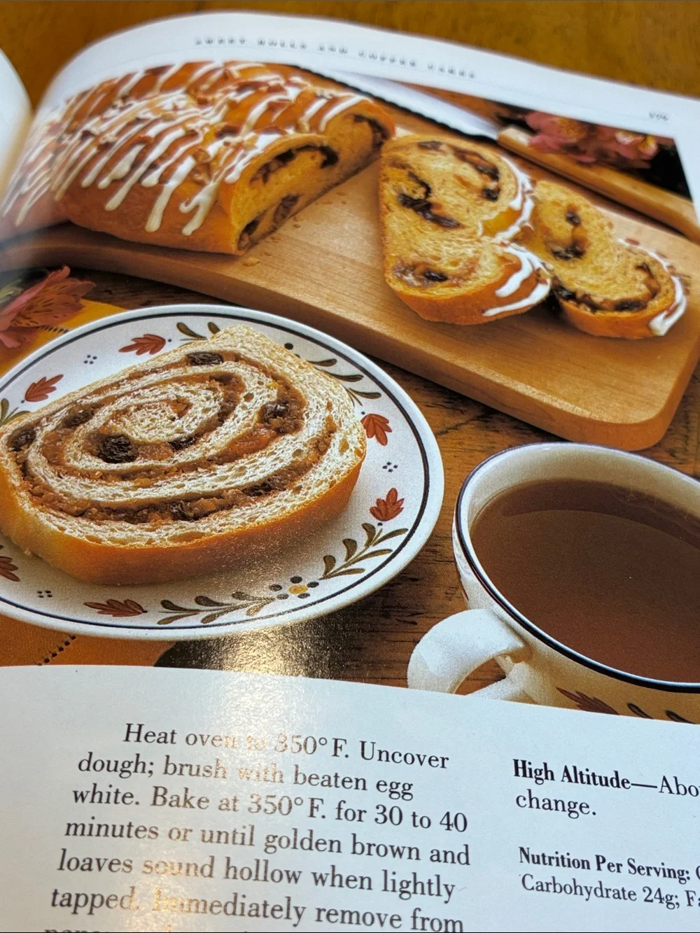 Vintage Pillsbury Best of the Bake-Off Cookbook